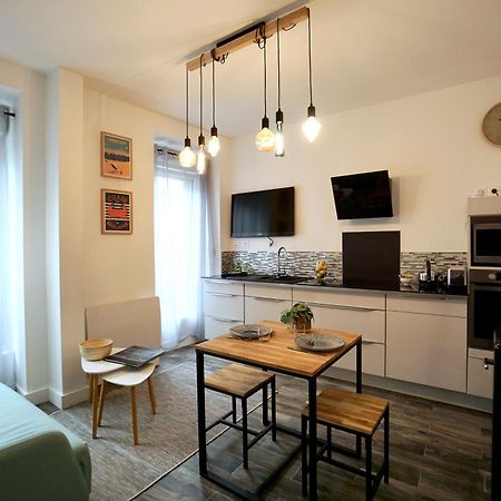 Апартаменти Le 12 * Hyper Centre* Лор'ян Екстер'єр фото