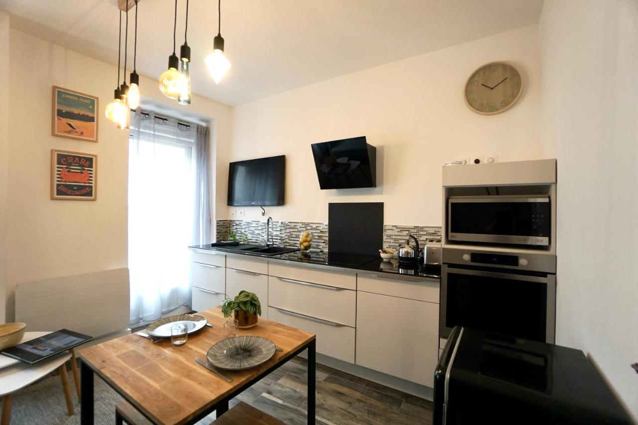 Апартаменти Le 12 * Hyper Centre* Лор'ян Екстер'єр фото